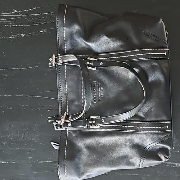 Coach Black Leather Shoulder Bag - Picture 1 of 6